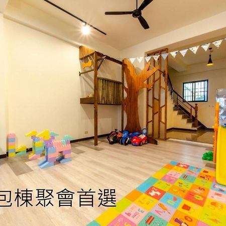 安平宜居包棟 Ktv 民宿-依人數開放房型 Tainan Exterior foto